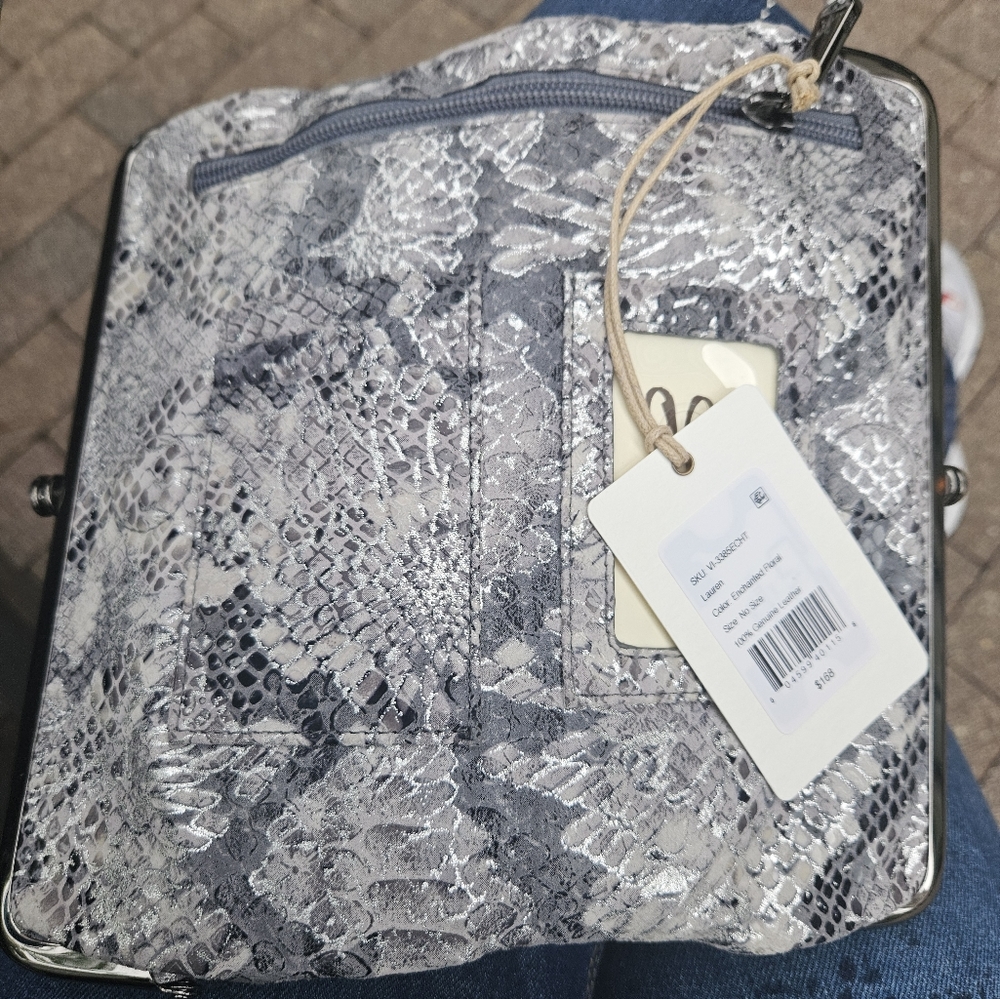 HOBO Lauren Clutch Wallet - Enchanted Floral